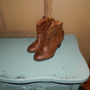 Clarks Indigo Western Bootie Boots Size 5.5